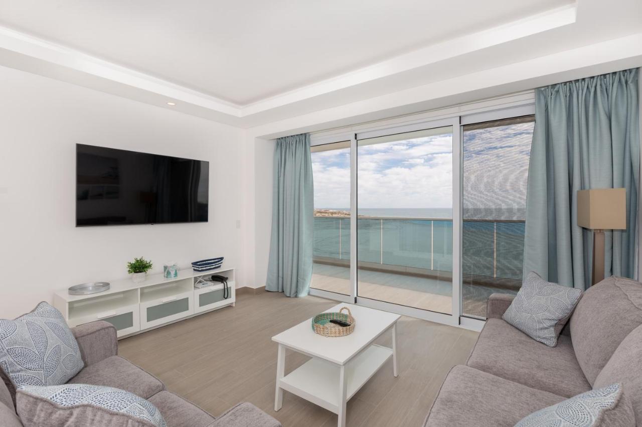 Brand New Contemporary 2 Bd Oceanfront Condo At Encantame Towers Verano E302 Playa Encanto Exterior foto
